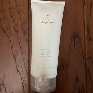 Aromatherapy body gel